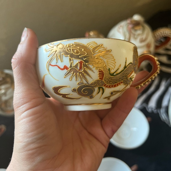 Antique Dragonware teaset - Picture 6 of 16